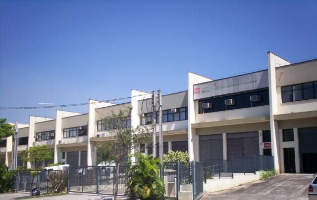 Depósito-Galpão-Armazém para alugar, 800m² - Foto 2