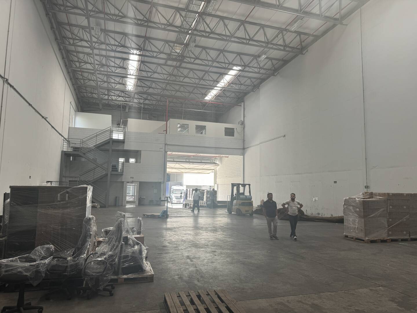 Depósito-Galpão-Armazém para alugar, 1100m² - Foto 11