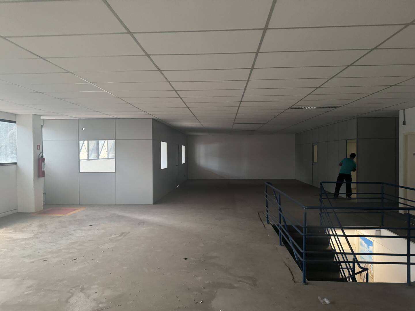 Depósito-Galpão-Armazém para alugar, 1275m² - Foto 22