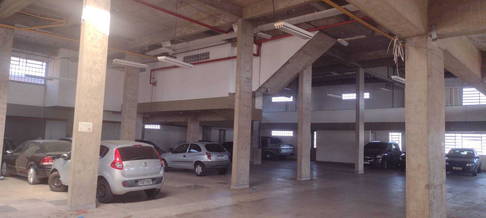 Depósito-Galpão-Armazém para alugar, 104m² - Foto 8