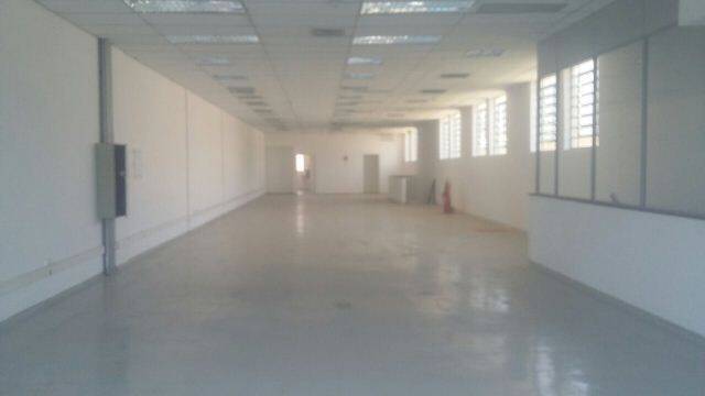 Depósito-Galpão-Armazém para alugar, 1050m² - Foto 8