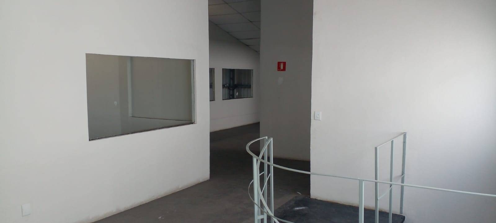 Depósito-Galpão-Armazém para alugar, 500m² - Foto 8