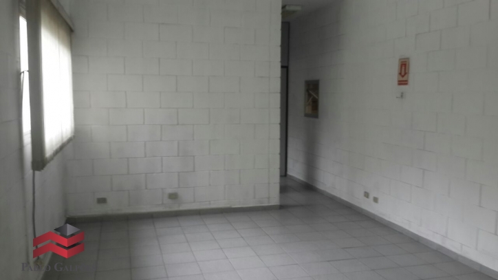 Depósito-Galpão-Armazém para alugar, 550m² - Foto 7